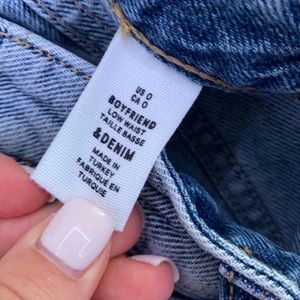 Size 0 H&M boyfriend jeans!!